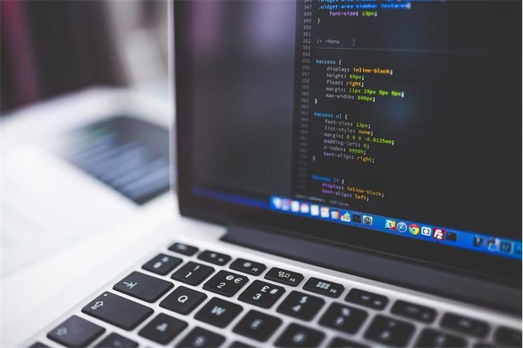 coding-g584f35e16_1920 coding-g584f35e16_1920