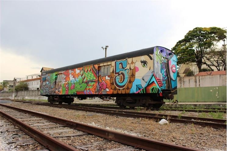 train-g2320920e9_1920 train-g2320920e9_1920
