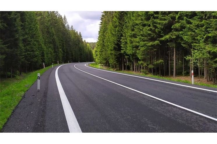 opravena silnice mezi javornou a železnou rudou opravena silnice mezi javornou a železnou rudou