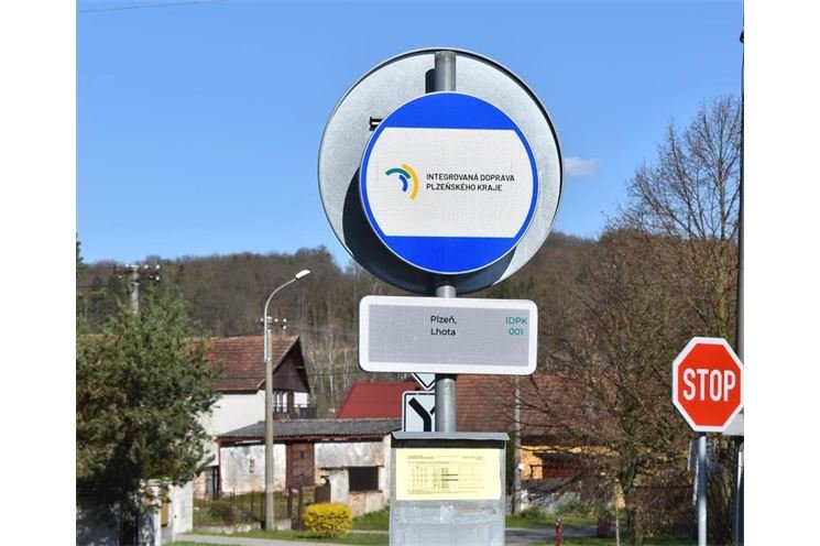 značka zastávka Lhota