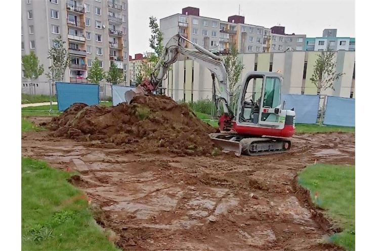 krasovska_nove_hriste_stavba1 krasovska_nove_hriste_stavba1