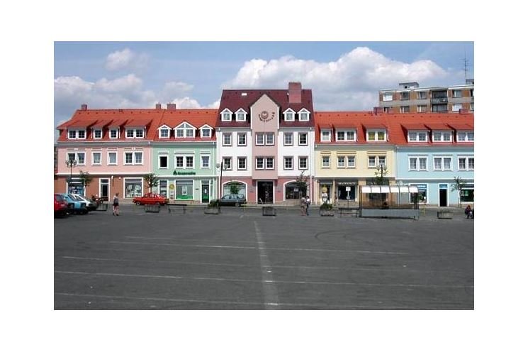 Přeštice náměstí zdroj http://mojemesto.sedmicka.cz/nahled-mesto-2748/2676 