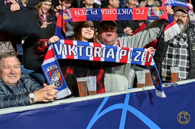 2022.11.01-22.20.00-592w 2022.11.01-22.20.00-592w