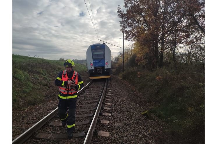 nehoda železniční foto hasiči Dobřany