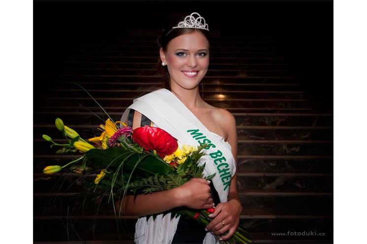 miss becher klubu aneta barchankova