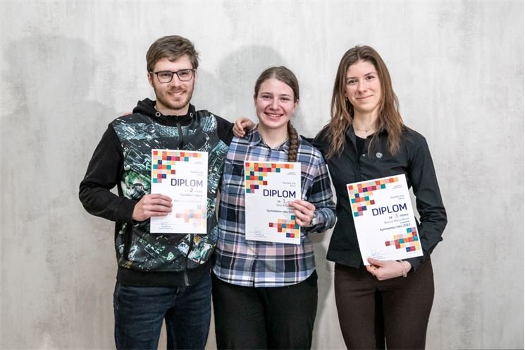 Společná vítězové_Gymnazista roku 2023_0323_PK Společná vítězové_Gymnazista roku 2023_0323_PK