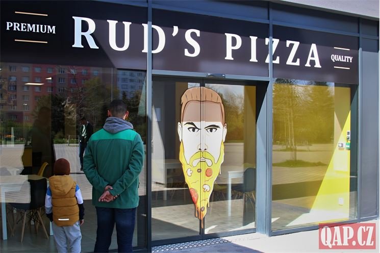 pobčka Skvrňany_Ruds pizza_QAP_0423 (5)