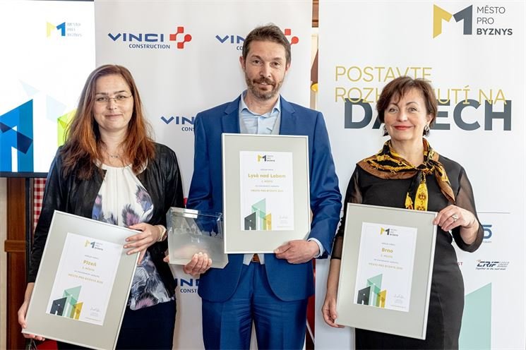 Lenka Palánová Robert Šťastný a Anna Putnová_Plzeň město pro byznys Lenka Palánová Robert Šťastný a Anna Putnová_Plzeň město pro byznys