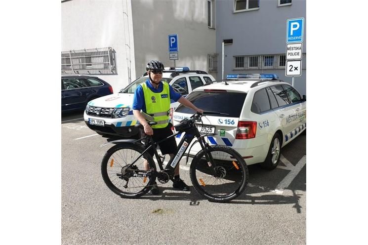 městská policie Tachov elektrkola_0523_město Tachov