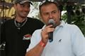 motoparty Kalikovsky Mlyn (31) - Ani Gery Weschke neodolal, na ruce má novou ještěrku 