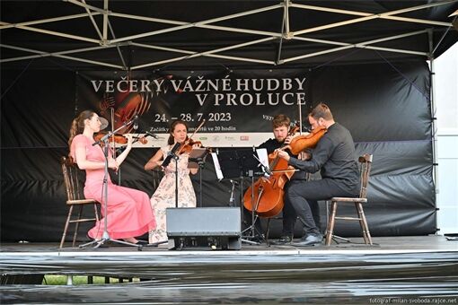 večery vážné hudby v Proluce_0723_Milan Svoboda (4) večery vážné hudby v Proluce_0723_Milan Svoboda (4)