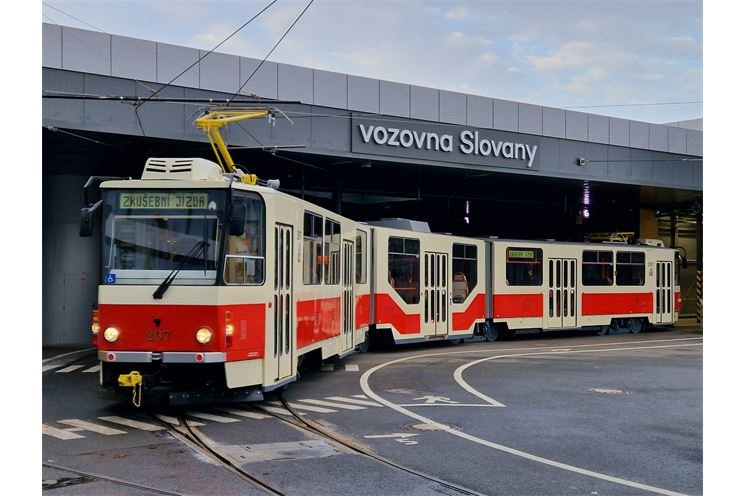 Tramvaj KT8D5 Tramvaj KT8D5