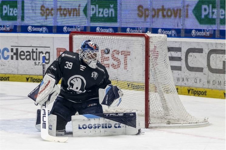 Plzeň v tmavých drresech_HC Škoda Plzeň1