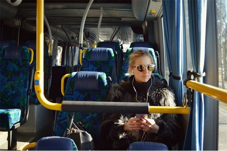 bus ilustrační_pixabay