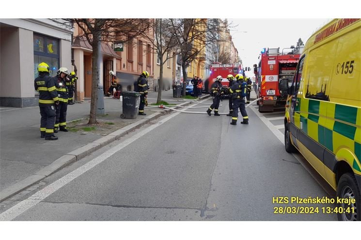 požár restaurace na Borech_280324_HZSPK