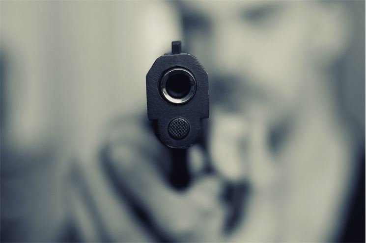 pistol-3421795_1280 pistol-3421795_1280