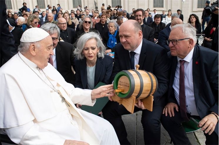 pivo papež_2024_PU pivo papež_2024_PU