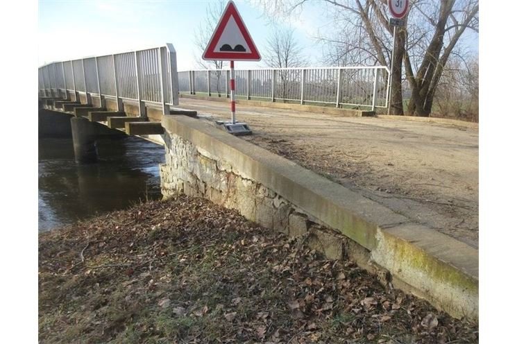 Začíná oprava mostu v Radčicích_0524_MMP Začíná oprava mostu v Radčicích_0524_MMP