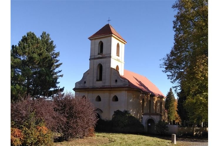 Kostel sv. Jiří v Kostelci u Nadryb_Procházky uměním (4) Kostel sv. Jiří v Kostelci u Nadryb_Procházky uměním (4)
