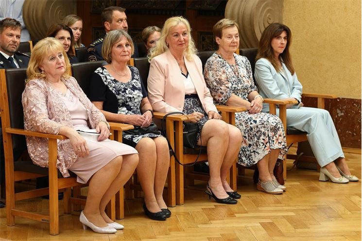Zleva_H_Brunclikova_J_Tomanova_I_Petraskova_DHalikova_Patrondeti_RModrakova