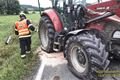 traktor nehoda u Nepomuka_0724_HZSPK (2)