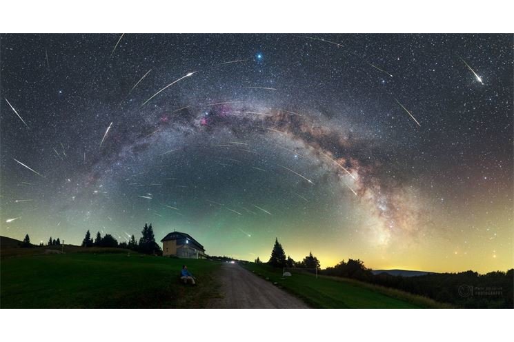 Maximum meteorického roje Perseidy v roce 2016 z Parku tmavé oblohy Veľká Fatra na Slovens Maximum meteorického roje Perseidy v roce 2016 z Parku tmavé oblohy Veľká Fatra na Slovens