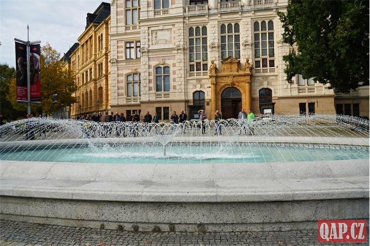 Fontána u ZCM opravena foto QAP (5)