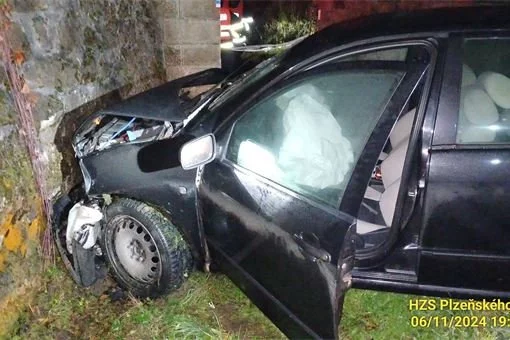 nehoda železniční viadukt