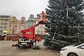 Vánoční strom Plzeň zdobení_1124_Milan Svoboda (4)