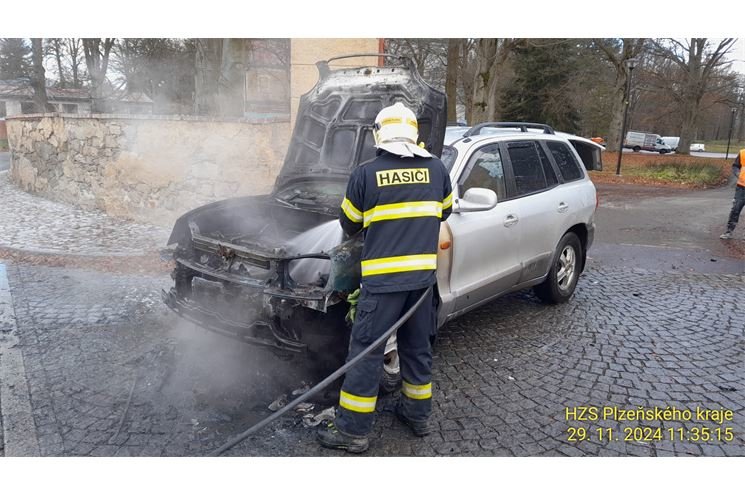 OA Chodová Planá_požár_1124_HZSPK (1)