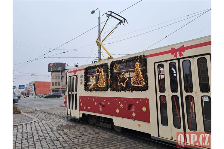 Vánoční tramvaj_1224_QAP (19)