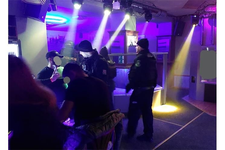 policejní zátah Tachov_1224_PČR