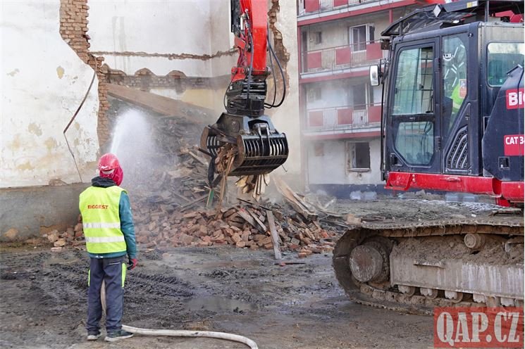 Demolice na Jateční začala_0225_QAP (26)