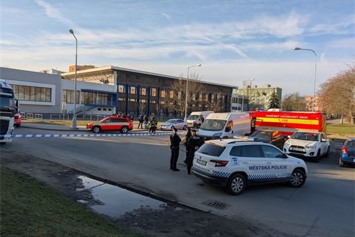Únik chlóru v budově bazénu v Plzni_0325_HZSPK (6)
