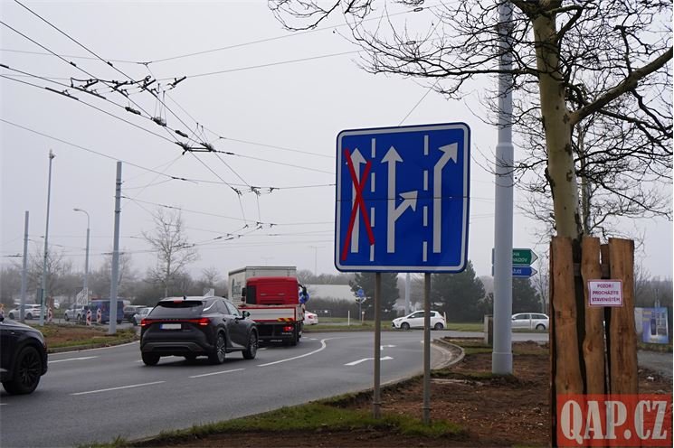 Kruhový objezd u Makra_uzavírka Folmavské_0325_QAP (15) Kruhový objezd u Makra_uzavírka Folmavské_0325_QAP (15)