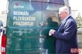 Plzeňský biskup požehnal daru pro papeže_0425_QAP (26)