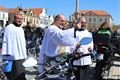 stribro-zehnani-motorka-farar 355