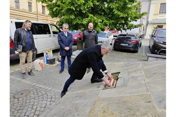 Památník obětem nacismu v Domažlicích_0525_město Domažlice (1)
