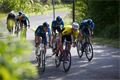 Habermann obklopen jezdci Fany Gastro Inegrray L27 Cycling Team