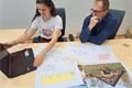Studentka Hana Houzarová a vyučující Jan Kubát