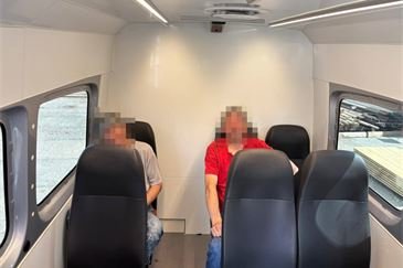 cizinecká polici_padělaný doklad_0625_PČR (2)