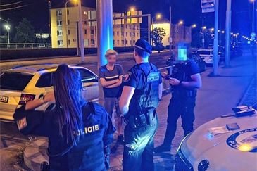 Muž týden před koncem zákazu usedl za volant opilý_0625_MPP