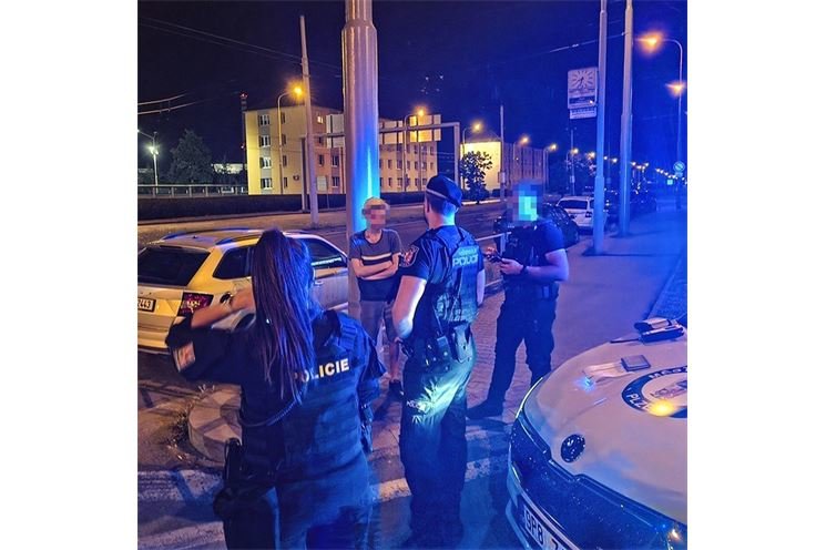 Muž týden před koncem zákazu usedl za volant opilý_0625_MPP Muž týden před koncem zákazu usedl za volant opilý_0625_MPP