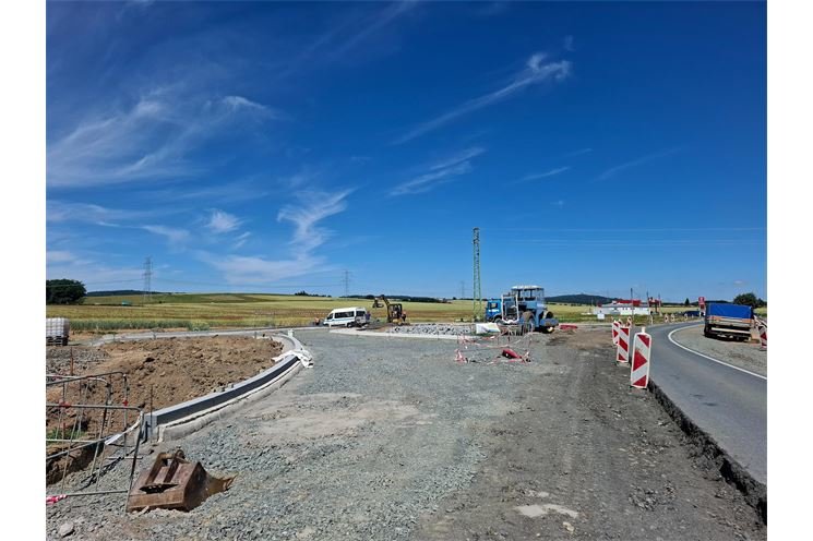 stavba kruhového objezdu Nezvěstice_0725_ŘSD (2)