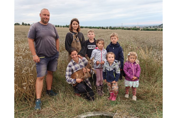 záchrana uvízlého srnčete_0725_DESOP (18)
