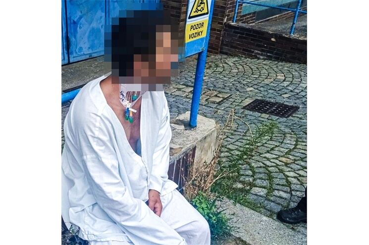 muž utekl z nemocnice muž utekl z nemocnice