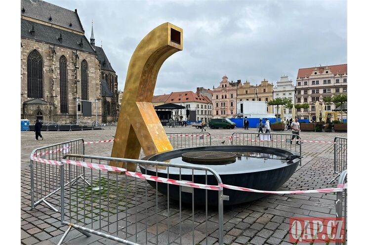 Kašny na náměstí Republiky_0925_QAP (2)
