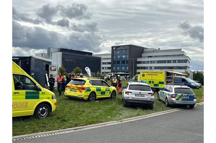 Taktické cvičení na Lékařské fakultě UK v Plzni_0925_PČR (1)