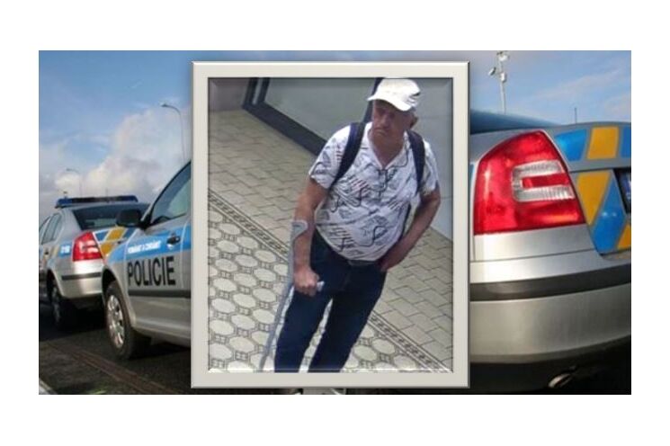 Muž zapomněl kartu v bankomatu_0925_PČR