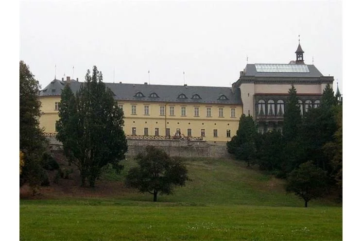 Zámek Zbiroh